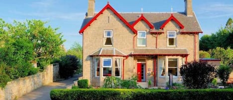 EntrĂ©e de lâhĂ©bergement