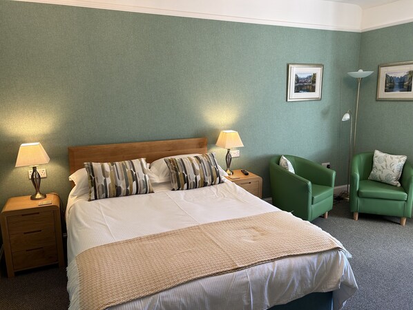 Large King Room with Sitting Area