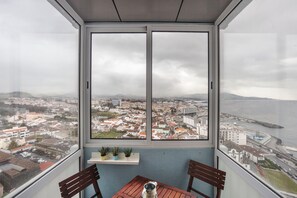 Dobbeltværelse med dobbeltseng eller 2 enkeltsenge - fælles badeværelse (Balcony) | Balkon