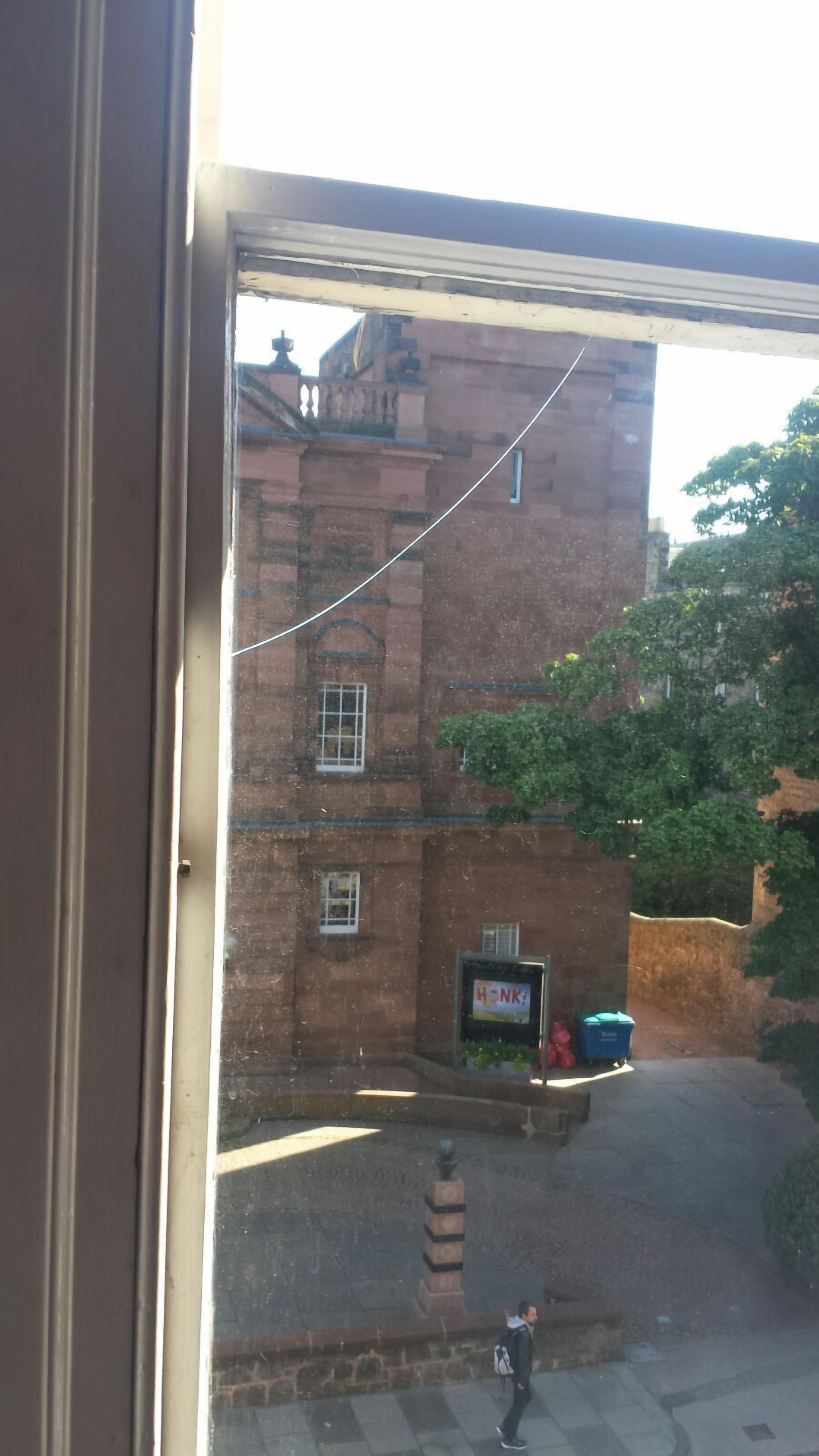 الإطلالة من المنشأة