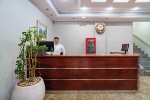 Reception - Uniclass Hotel Pinheiros (São Paulo)