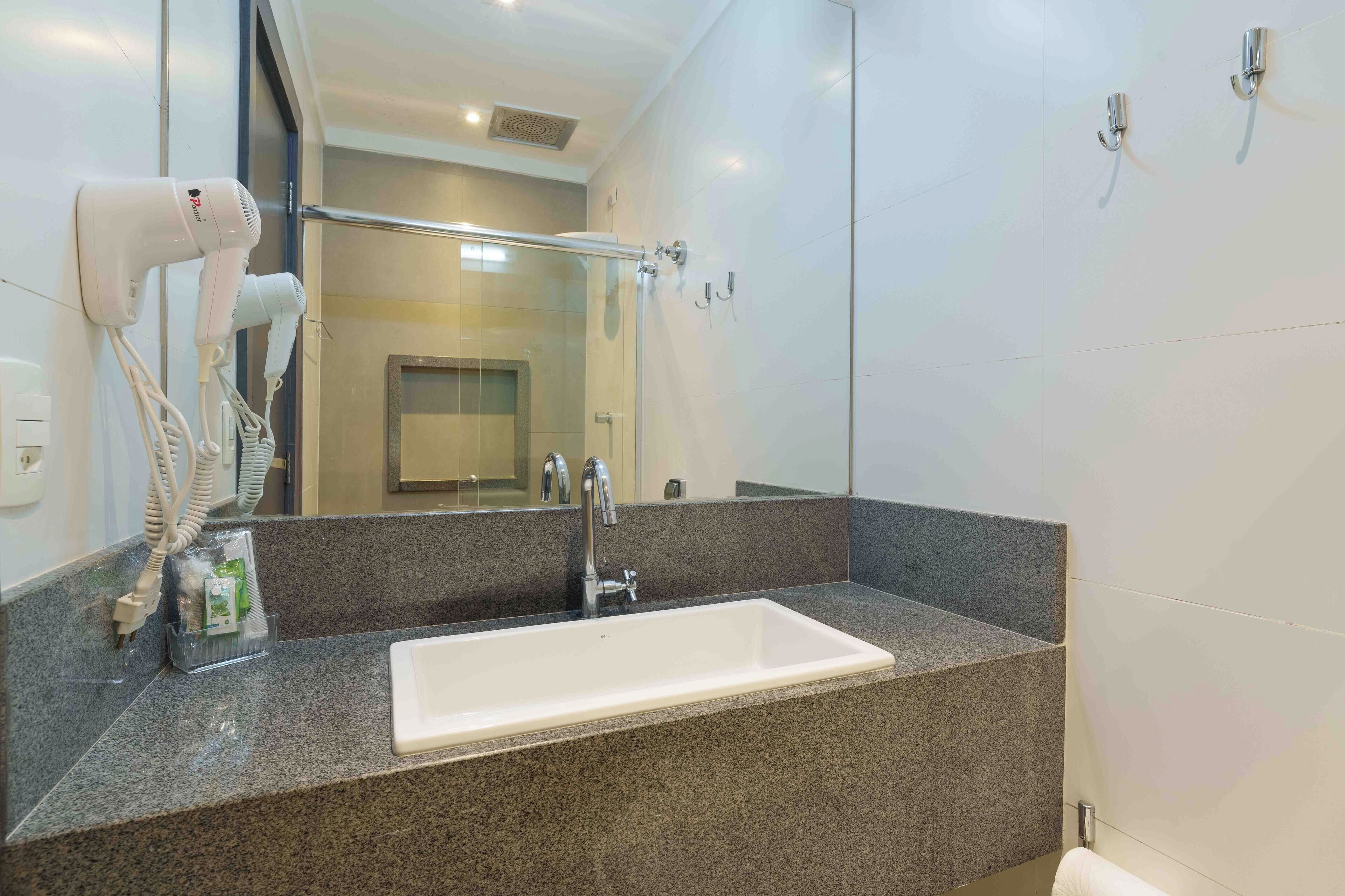 Photo - Uniclass Hotel Pinheiros