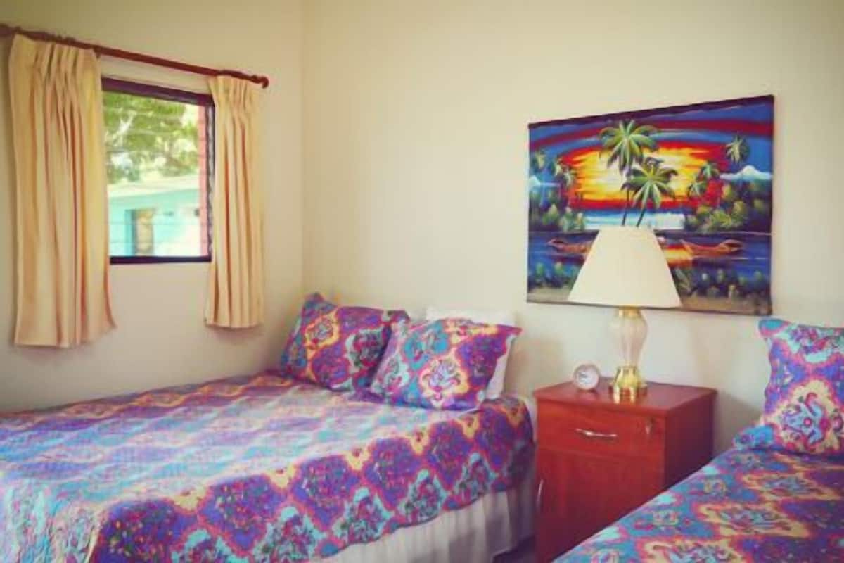 standard room, 2 queen beds | iron/ironing board, free wifi