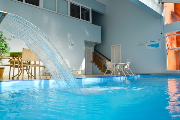 Piscina coberta i gandules