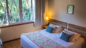 Quarto Super Luxo Casal | Frigobar, cofres nos quartos, escrivaninha, quartos à prova de som