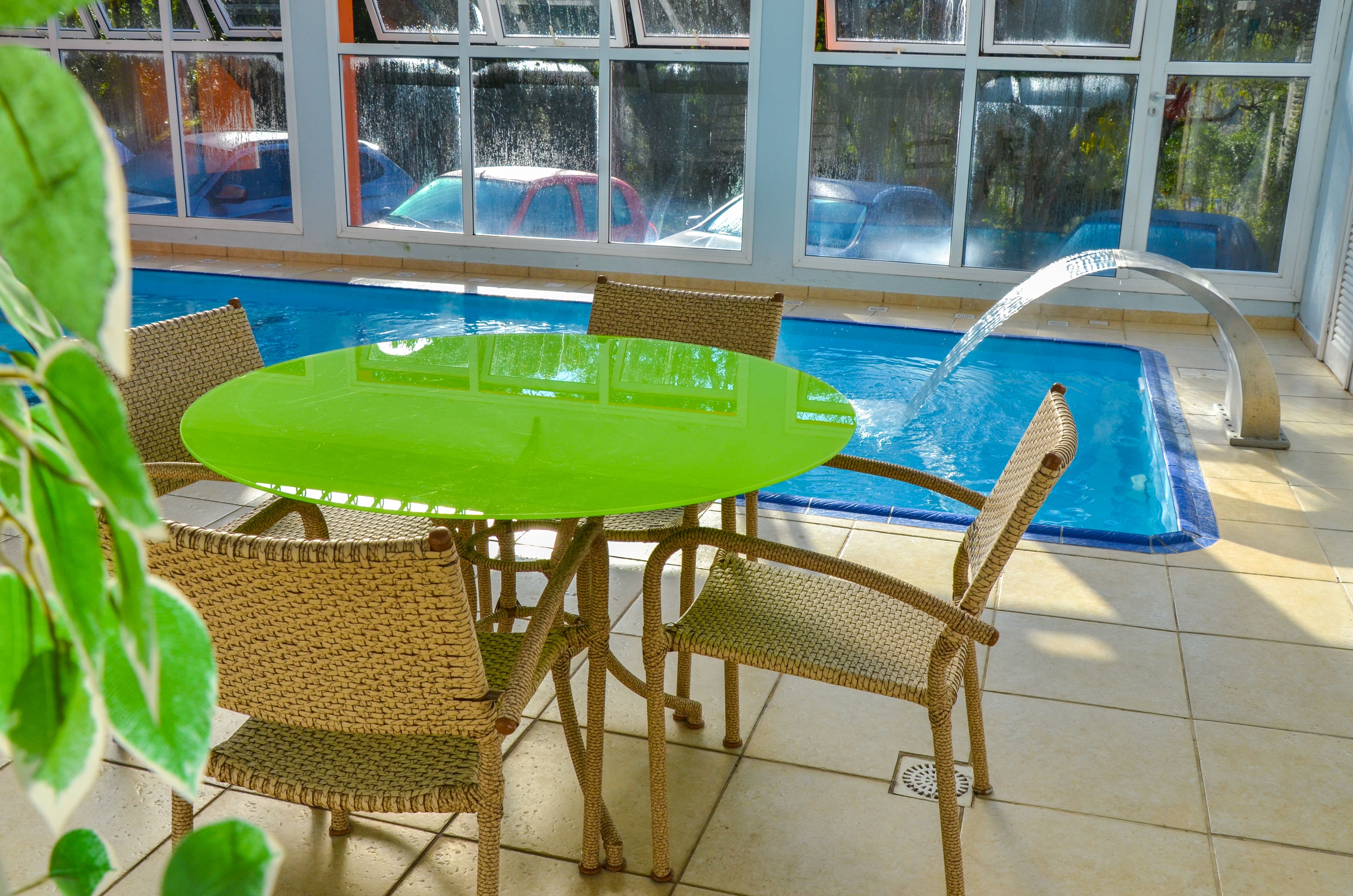 indoor pool, pool loungers