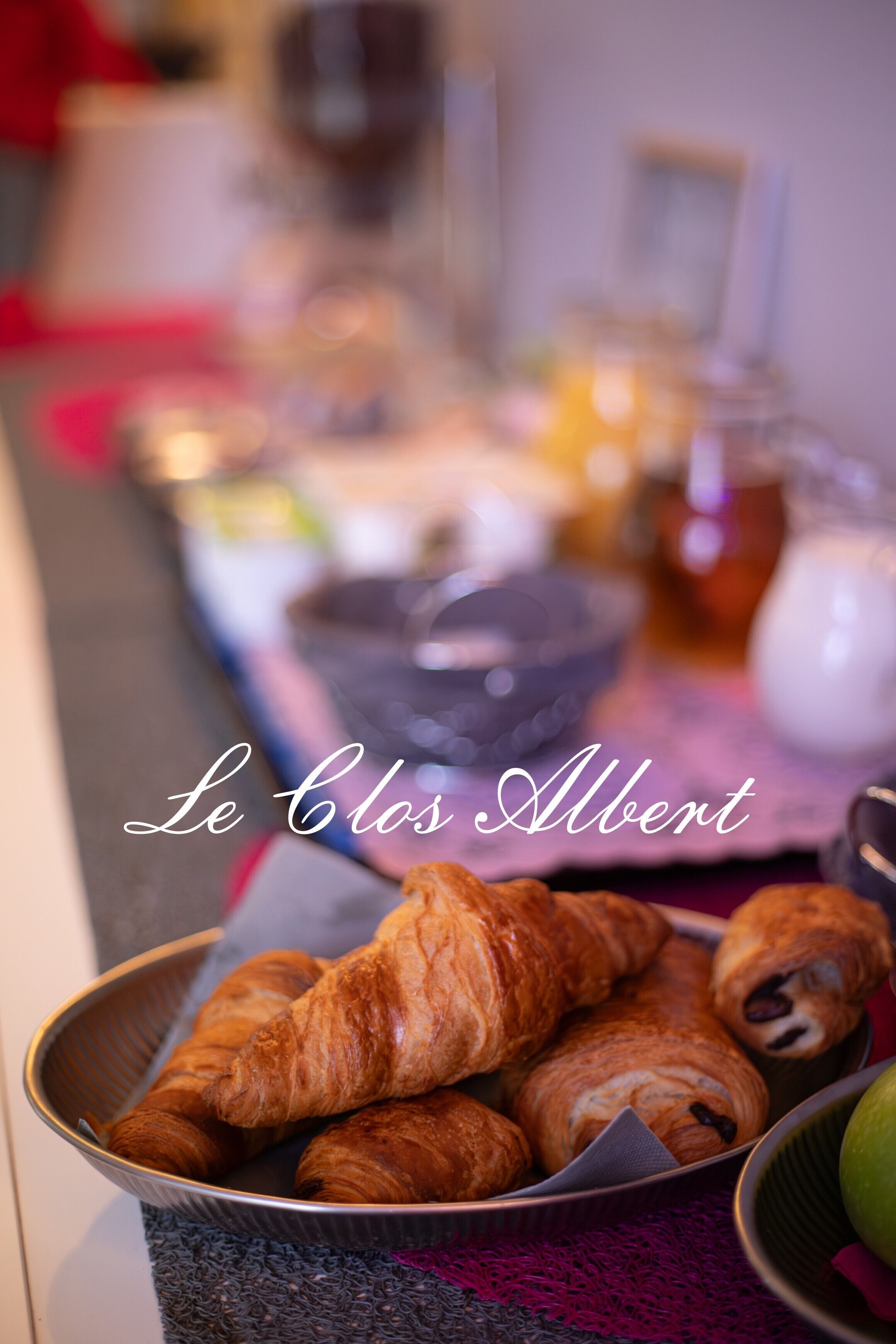 daily continental breakfast (eur 8.00 per person)