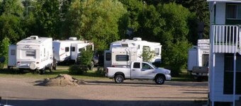 Elk Point Motel & RV Park