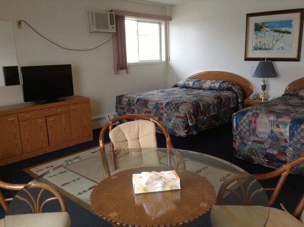 تلفزيون بشاشة مسطحة