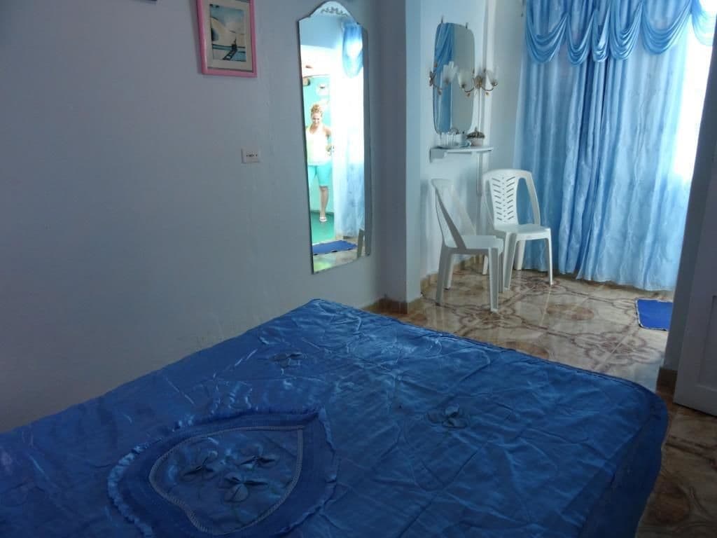 standard room | iron/ironing board, bed sheets