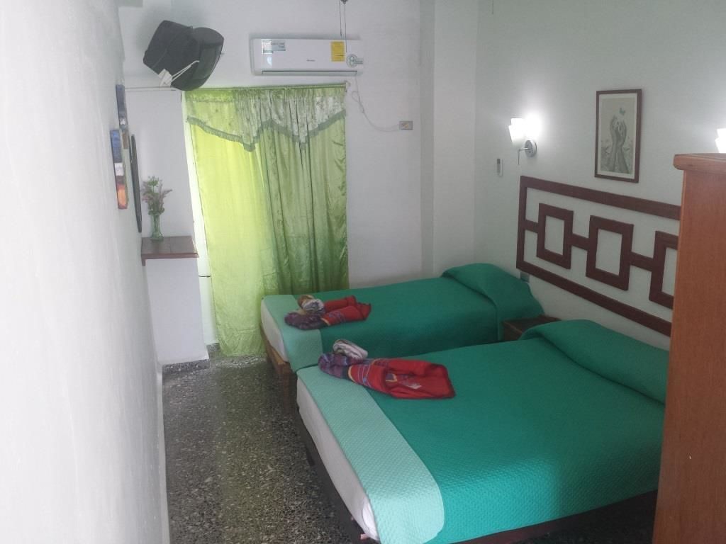 standard room | iron/ironing board, bed sheets