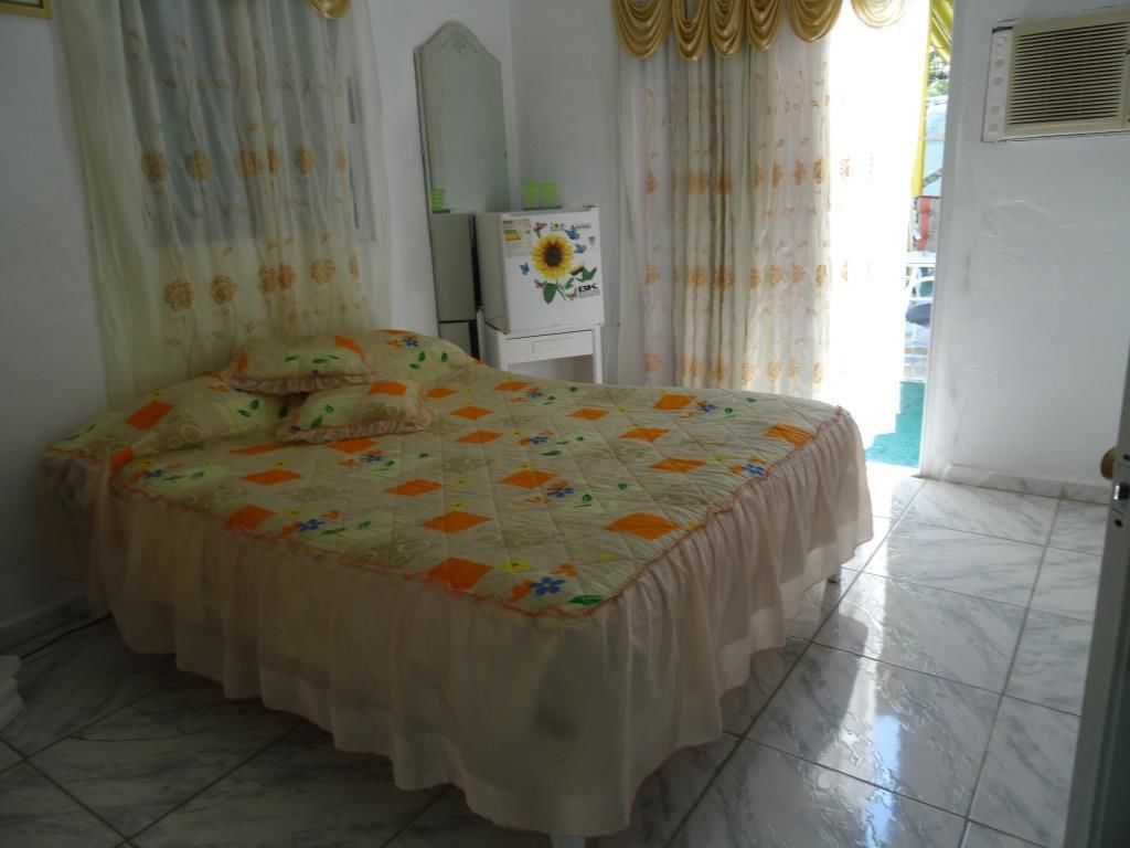 standard room | iron/ironing board, bed sheets