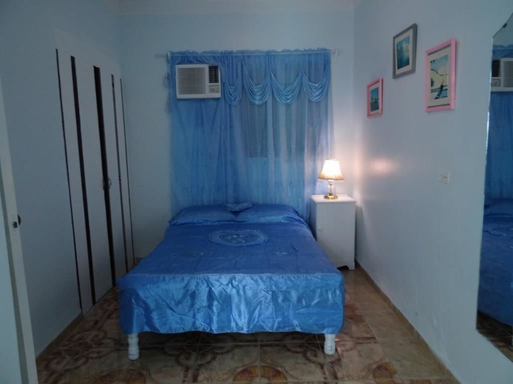 standard room | iron/ironing board, bed sheets