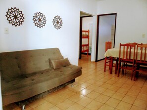 Apartment, 2 Bedrooms | Living room | LCD TV - Ingleses Residence II (Florianópolis)