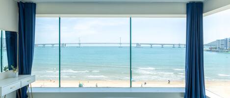 Penthouse de lujo | Cortinas blackout, wifi gratis y ropa de cama