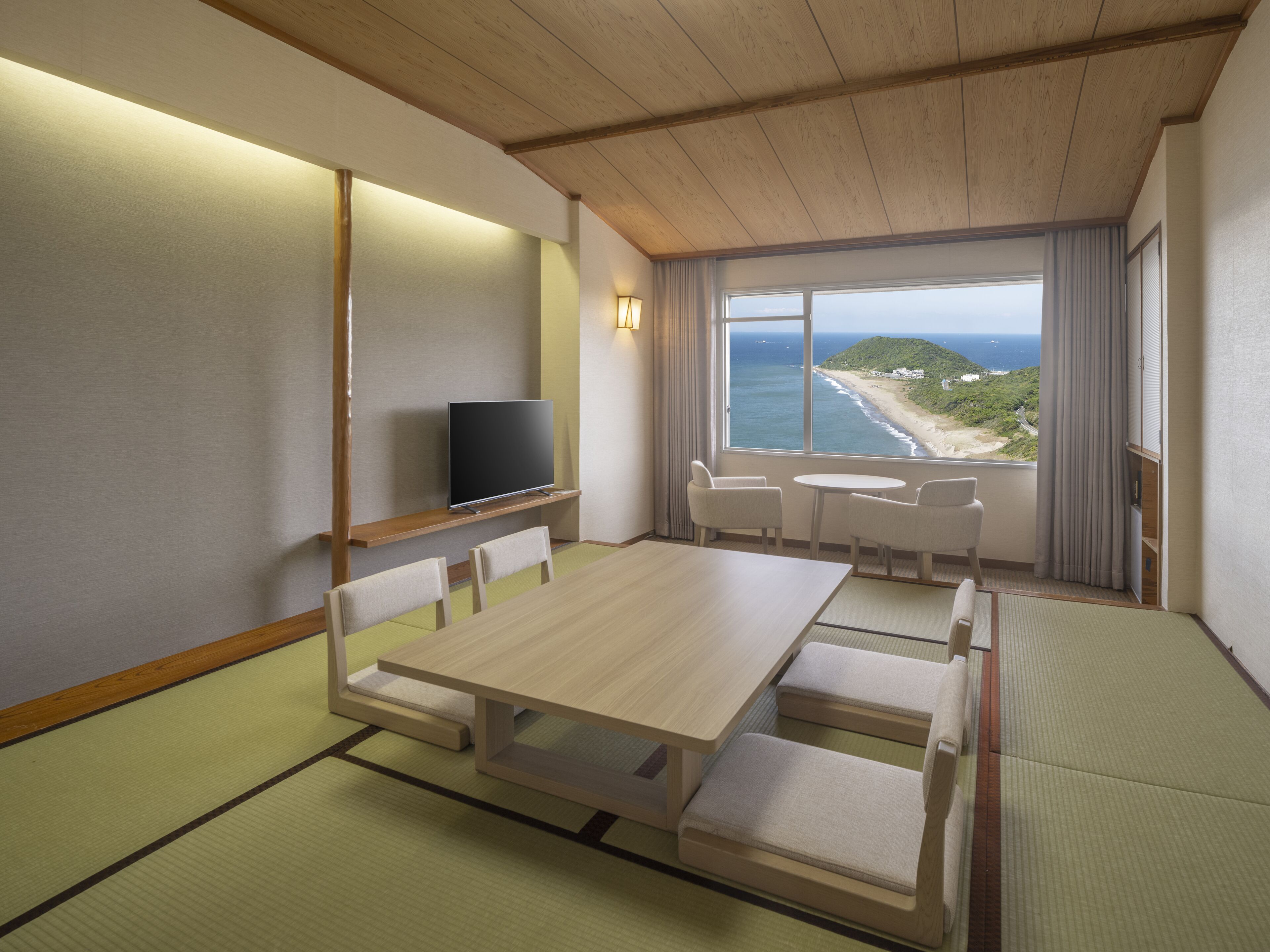 japanese (8tatami)(non-smoking) | 1 bedroom, in-room safe, free wifi, bed sheets