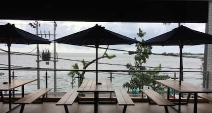 Expressia Hotel Makassar