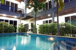 Outdoor pool - Vivi Boutique Room (Rawai)