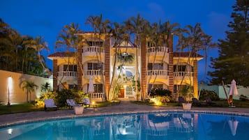 Alberca al aire libre