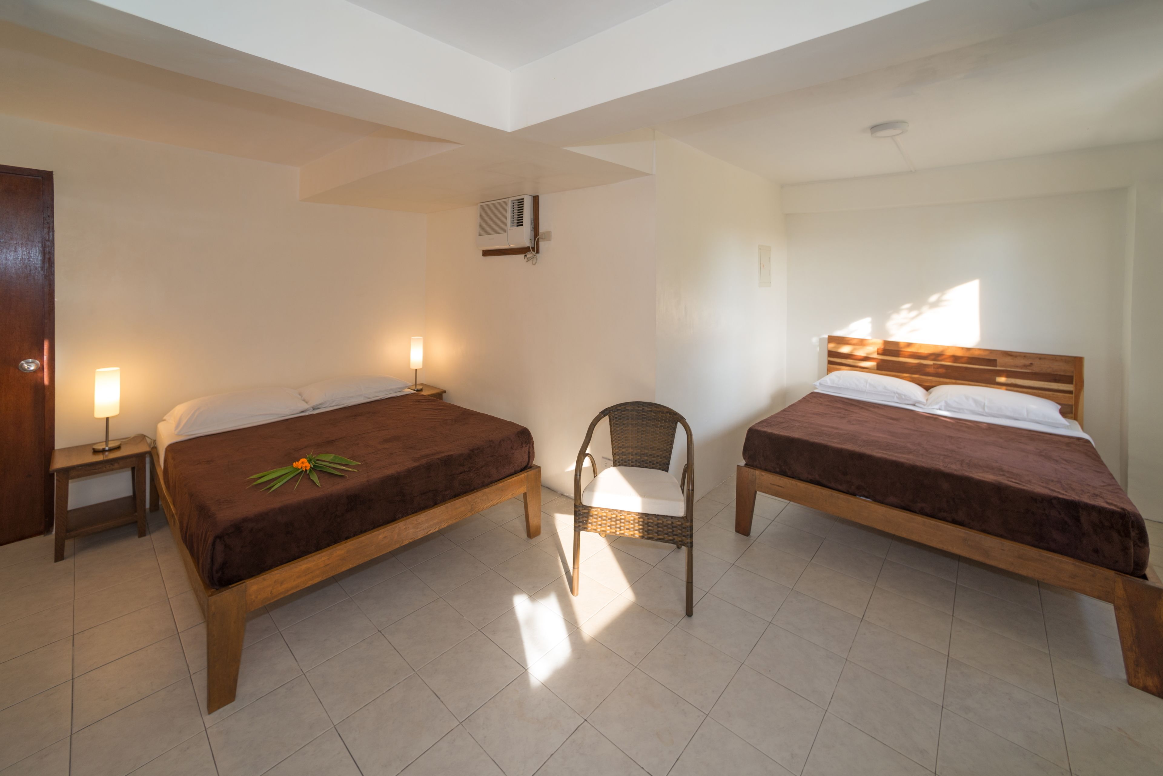 superior 1 | minibar, in-room safe, desk, blackout curtains