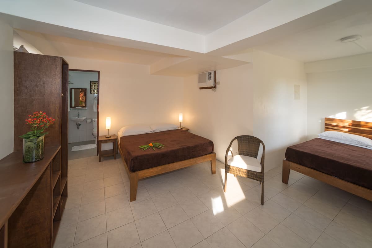 Minibar, in-room safe, desk, blackout curtains