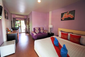 Double Room | Caja de seguridad en la habitación, escritorio y wifi gratis