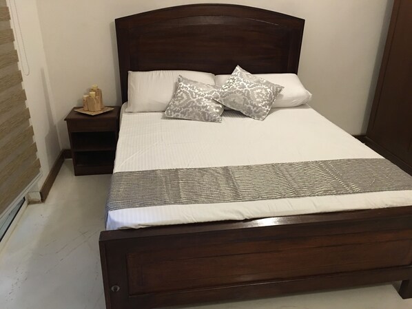 Standard Double Room, Non Smoking, Private Bathroom