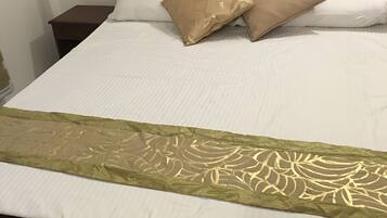 Standard Double Room, Non Smoking, Private Bathroom | Desk, iron/ironing board, free rollaway beds, free WiFi