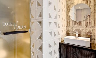 Decoración personalizada, muebles diferentes y escritorio 