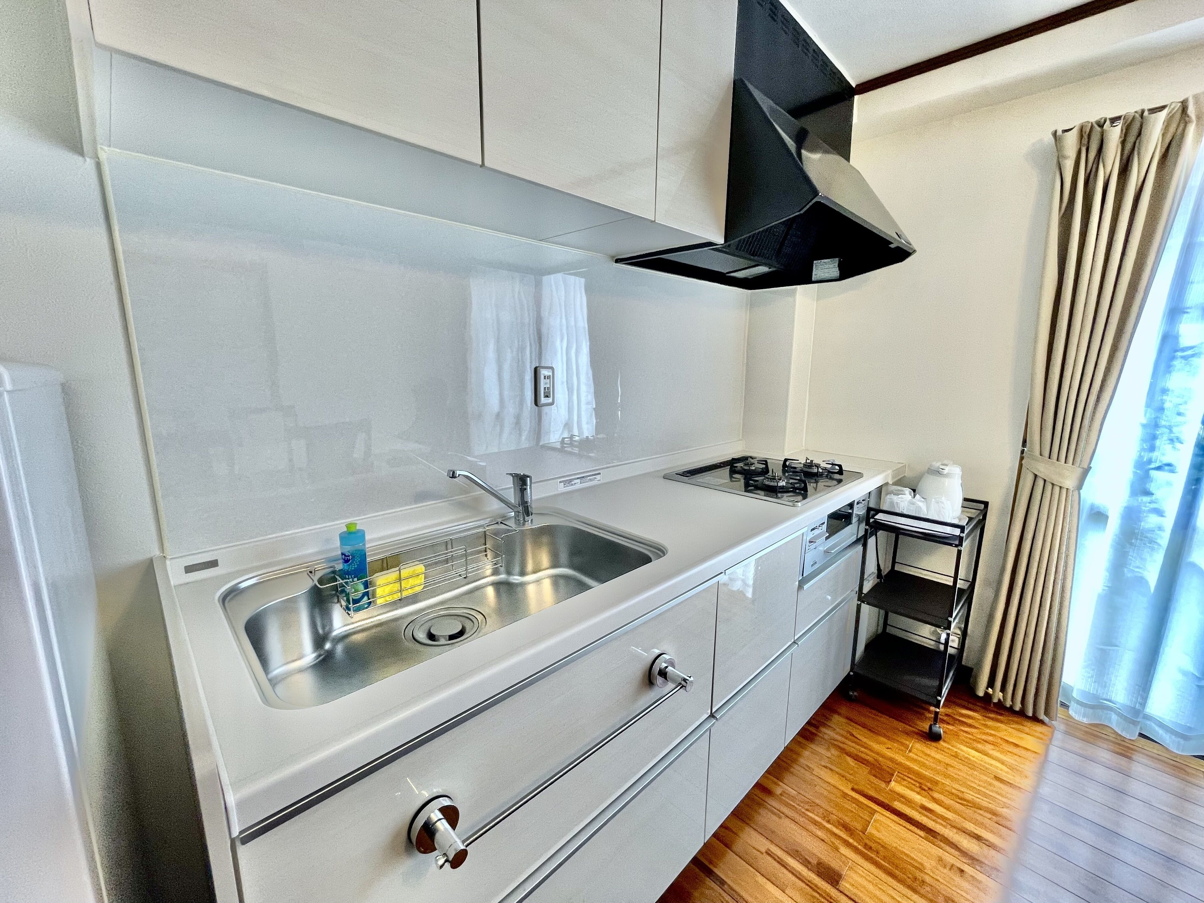 family condo, non smoking, kitchen | private kitchen | fridge, microwave, electric kettle