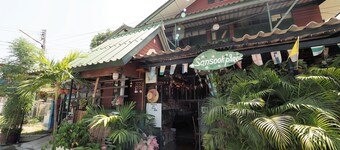 San Sook Place Guest House
