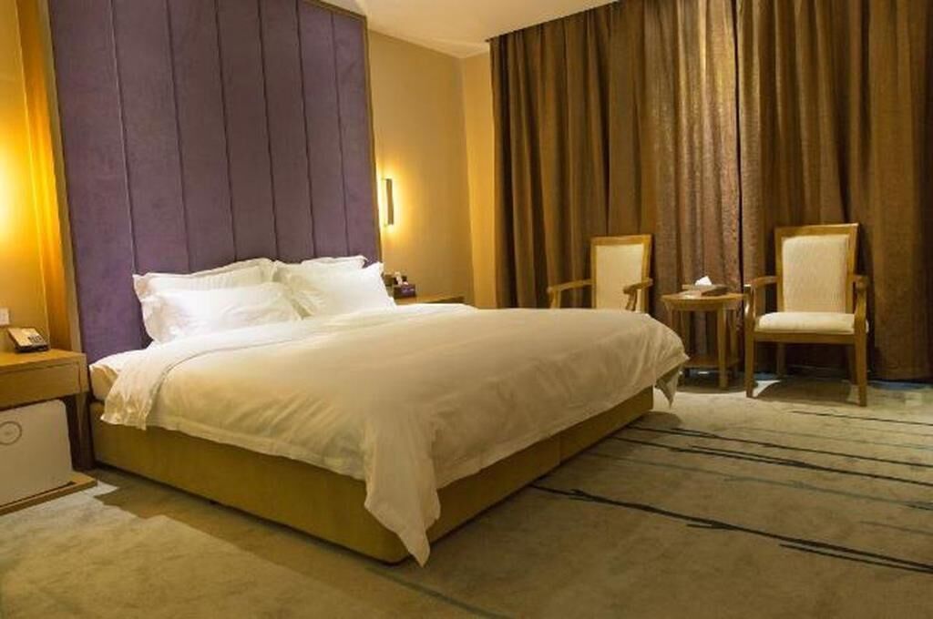 Minibar, desk, blackout curtains, free WiFi