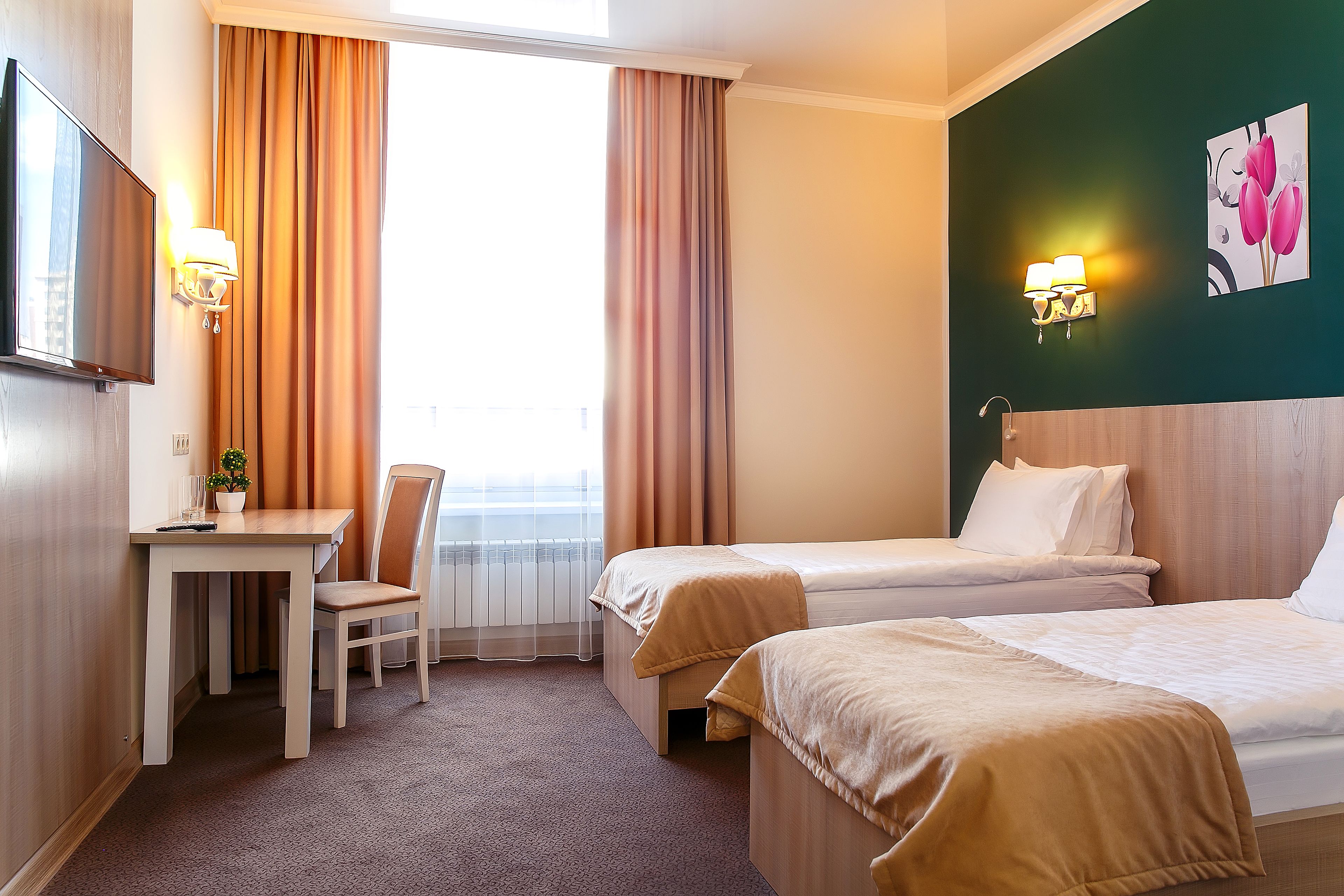 standard twin room | premium bedding, in-room safe, desk, free wifi