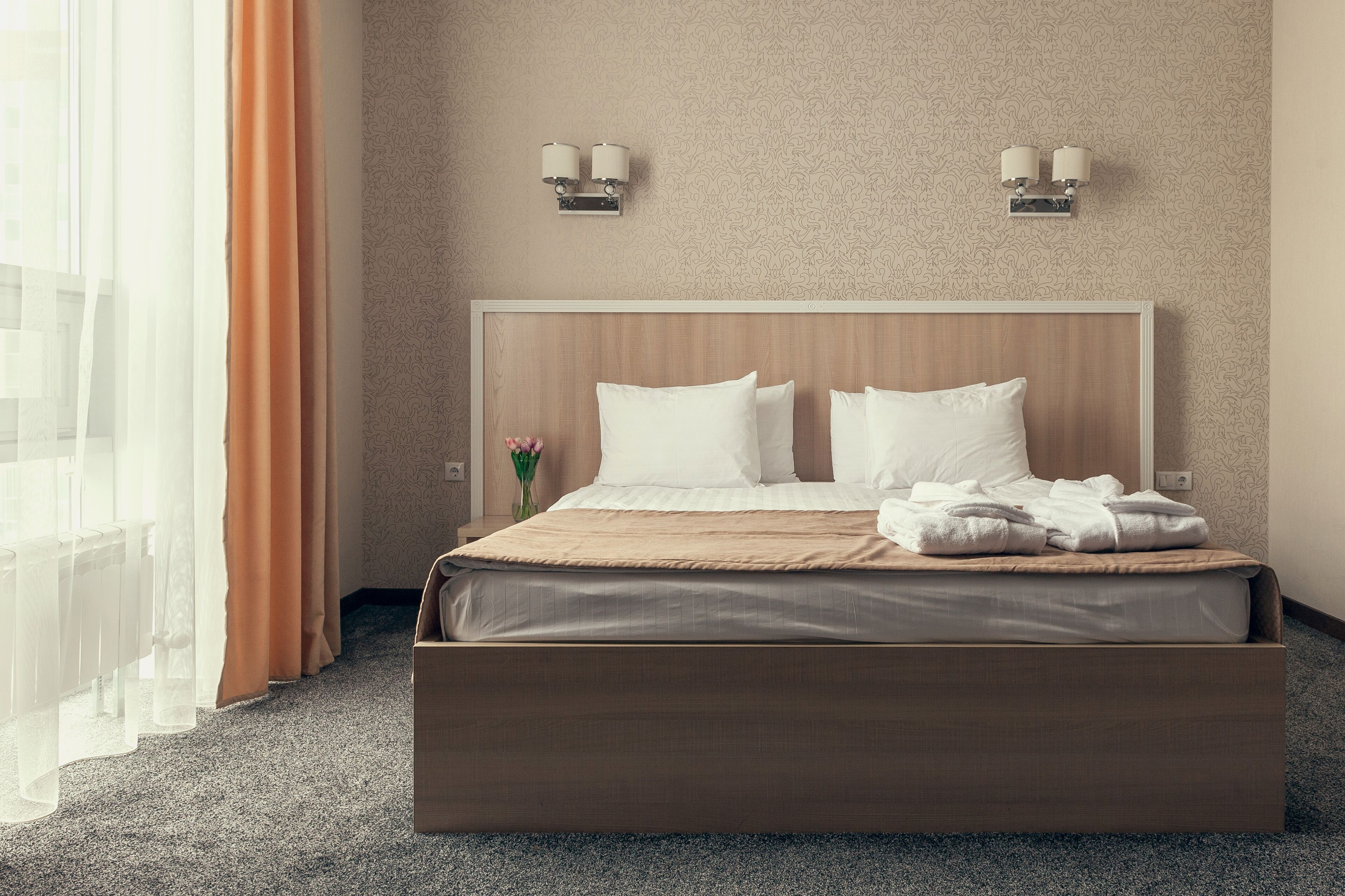 suite, 1 bedroom | premium bedding, in-room safe, desk, free wifi