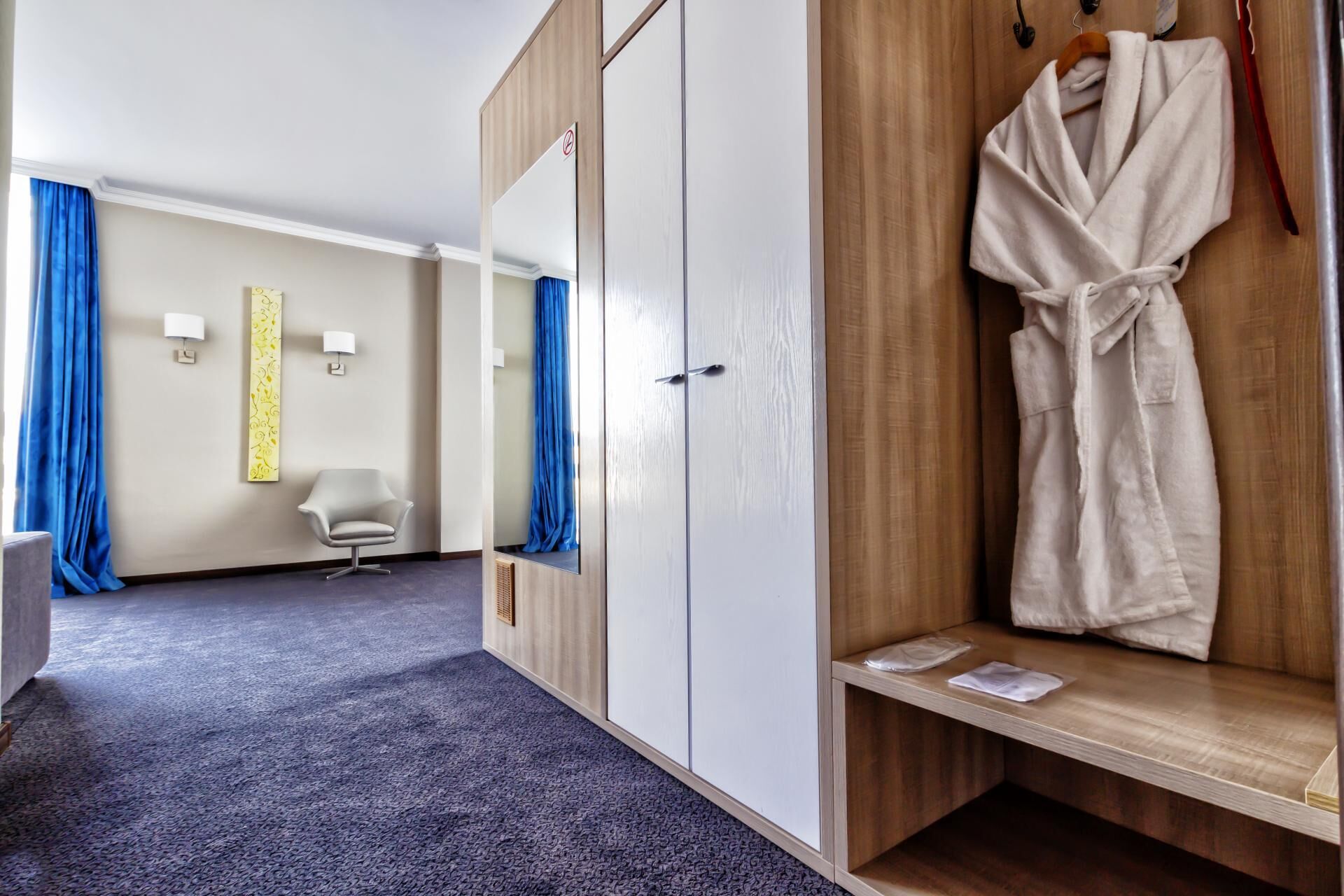 junior suite, city view | premium bedding, in-room safe, desk, free wifi