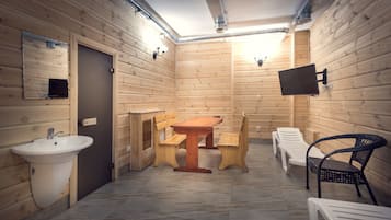 Turkish bath/hammam, body scrubs