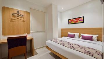 Executive kamer | Luxe beddengoed, een bureau, een strijkplank/strijkijzer, gratis wifi