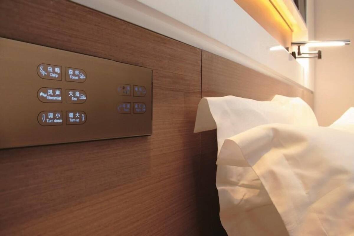 Exclusive Room | Minibar, desk, blackout curtains, free WiFi