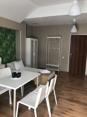 Basic Quadruple Room | Blackout curtains, iron/ironing board, free WiFi, bed sheets