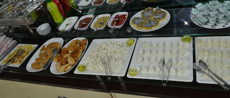 Tägliches inbegriffenes Frühstücksbuffet