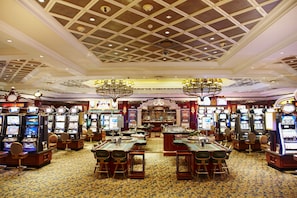 Casino - Golden Valley Lodge (Worcester)