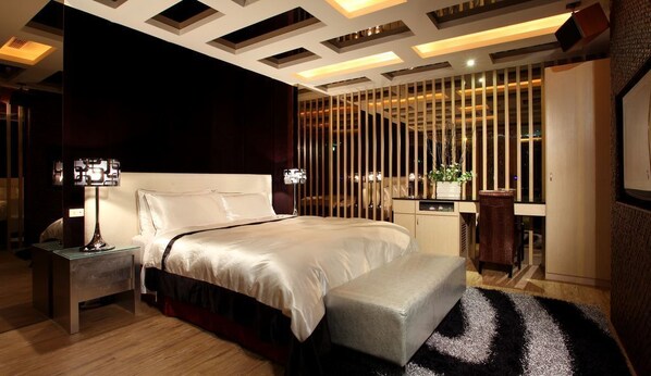 1 bedroom, free minibar, rollaway beds, free WiFi