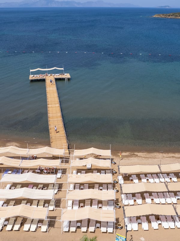 Spiaggia privata, lettini da mare, ombrelloni, teli da spiaggia