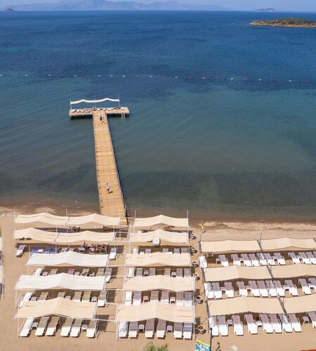 Tiana Beach Resort - All Inclusive