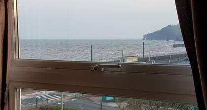 Dawlish Sea View Apartment