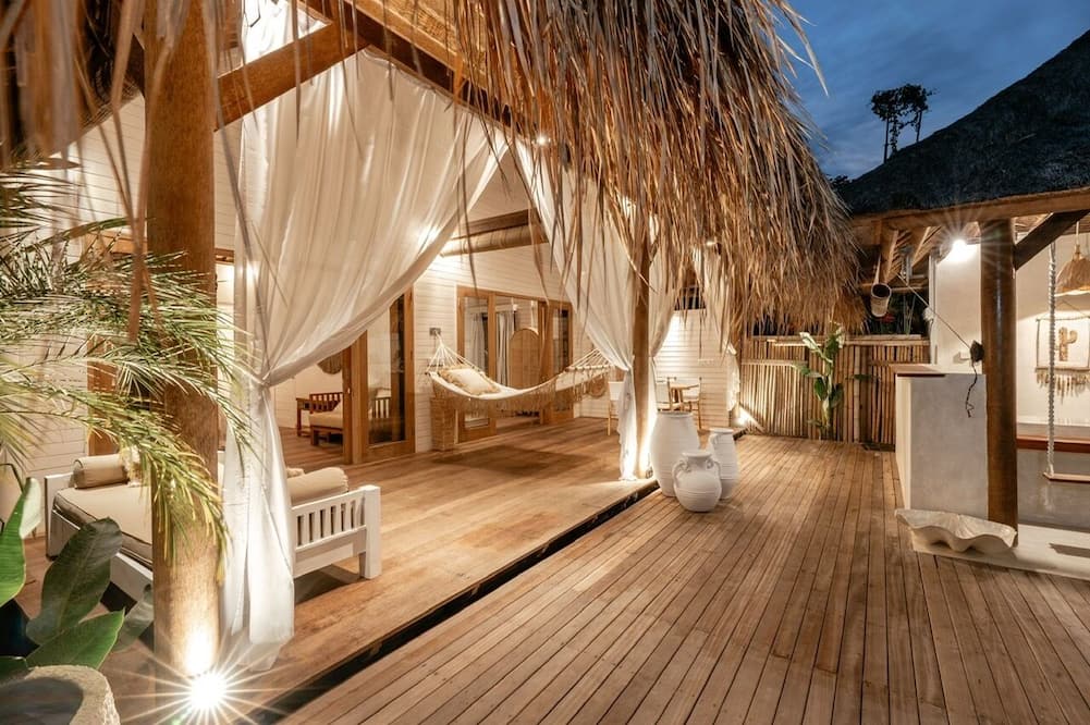 Castaway Resort