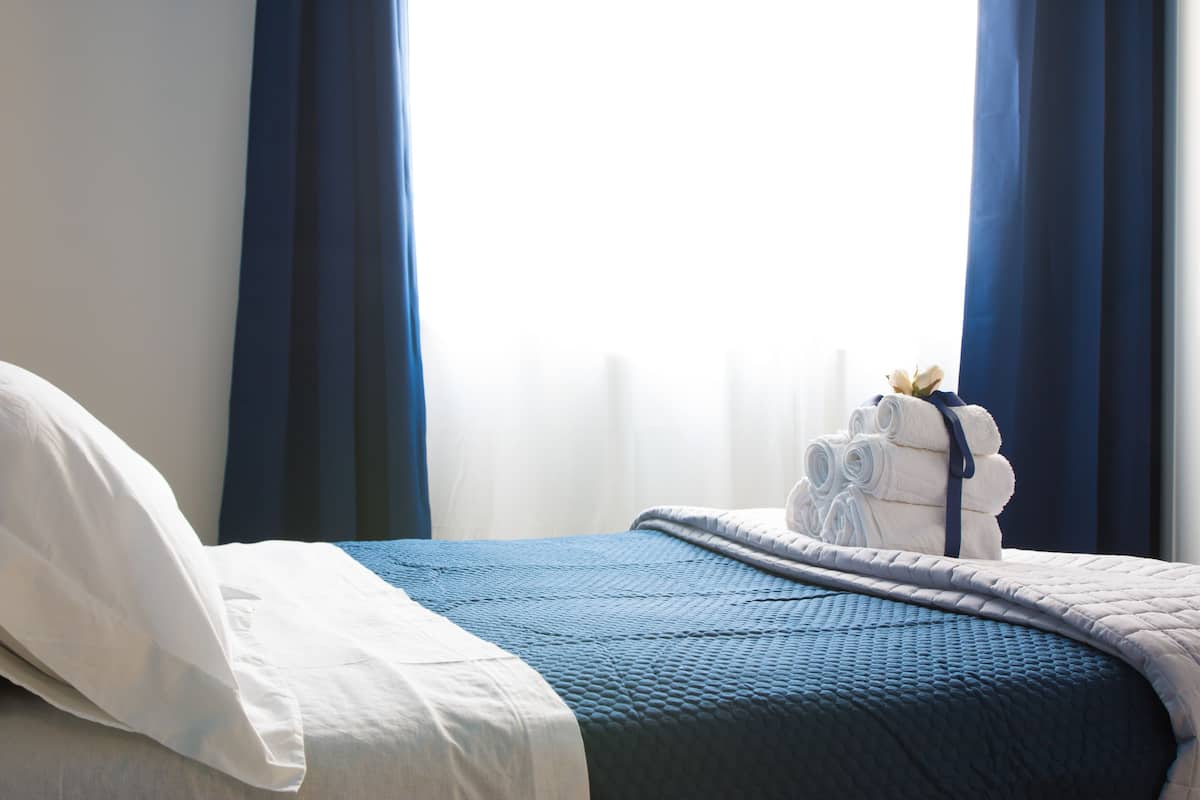 1 bedroom, Frette Italian sheets, premium bedding, down comforters