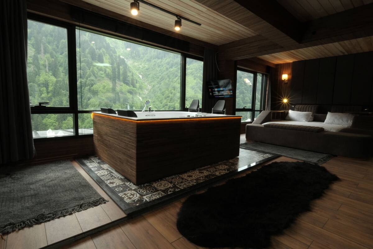 king süit - şömineli - şelale manzaralı, jakuzi | 1 bedroom, premium bedding, minibar, soundproofing