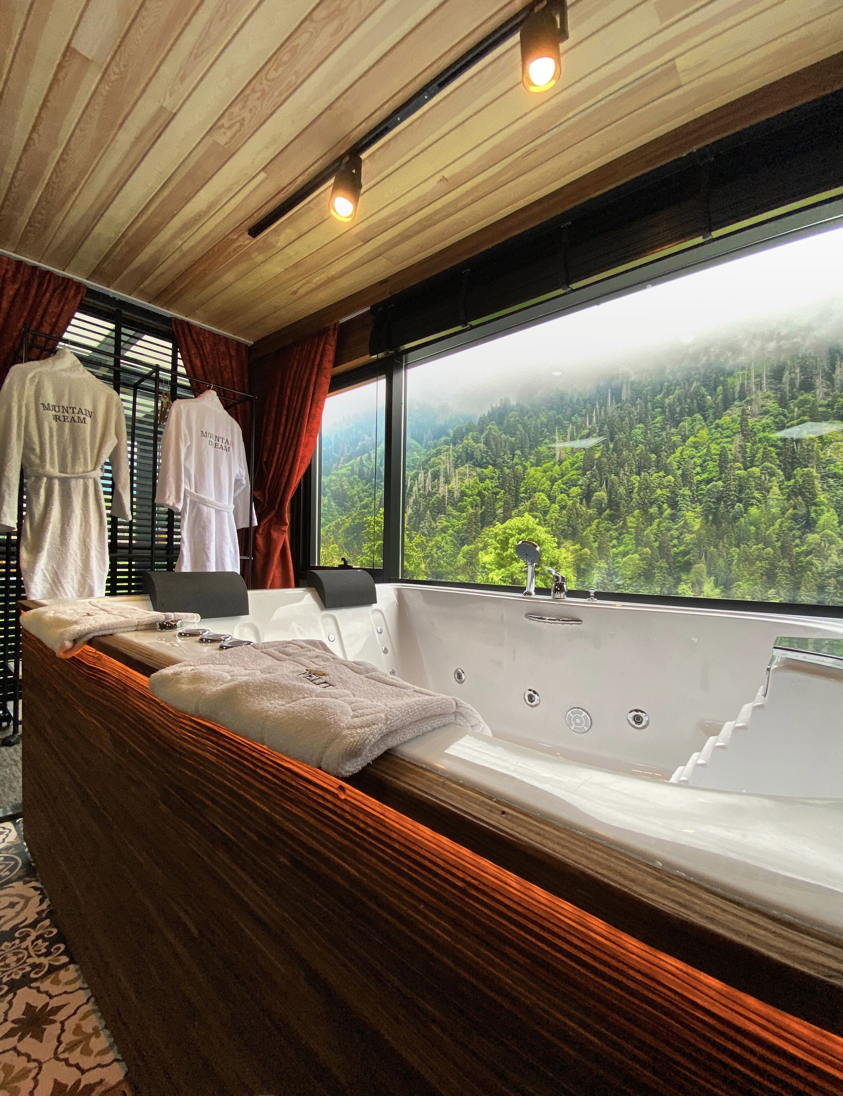 king süit - şömineli - şelale manzaralı, jakuzi | 1 bedroom, premium bedding, minibar, soundproofing