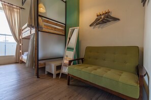 Shared Dormitory, Mixed Dorm